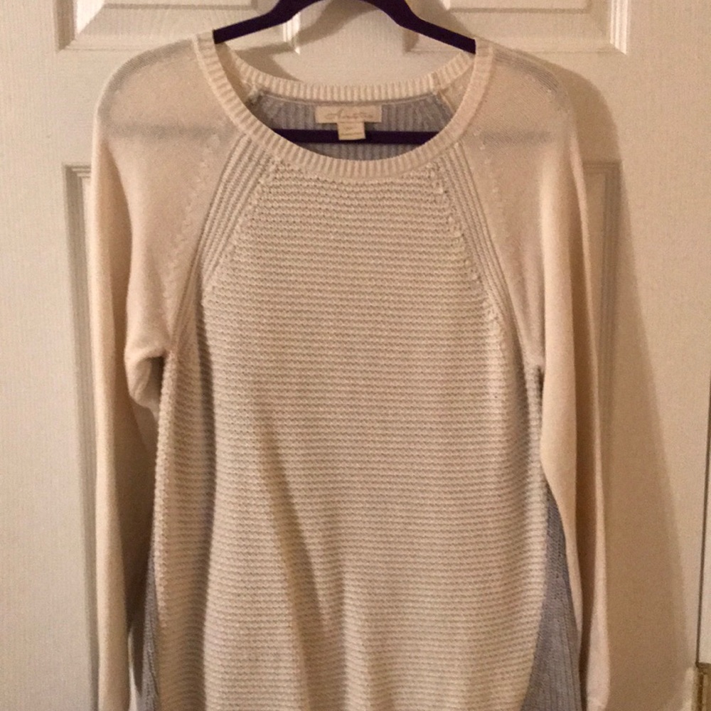 Cram with a gray back sweater